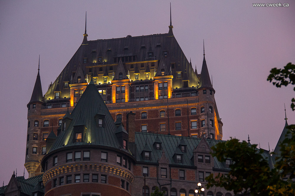 Fairmont Le Château Frontenac at night