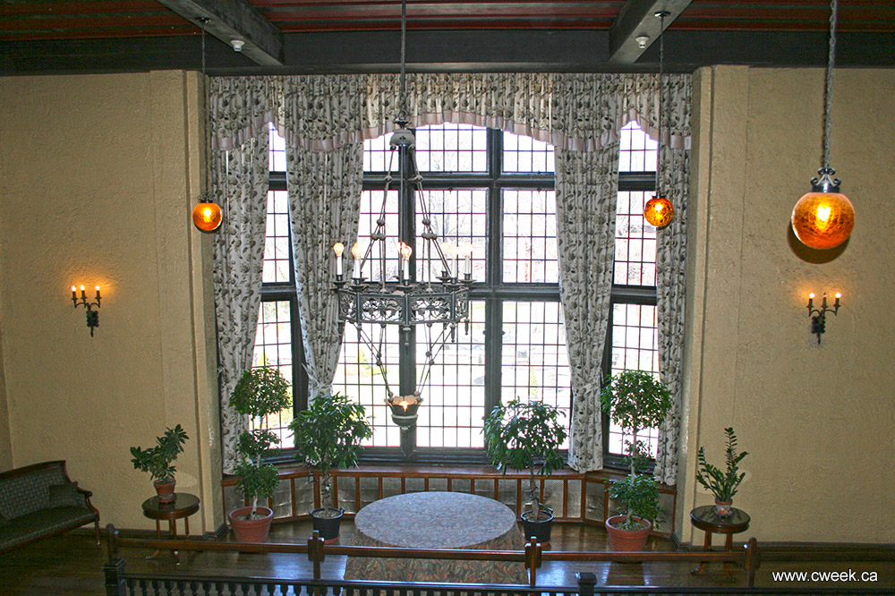 Casa Loma Windows